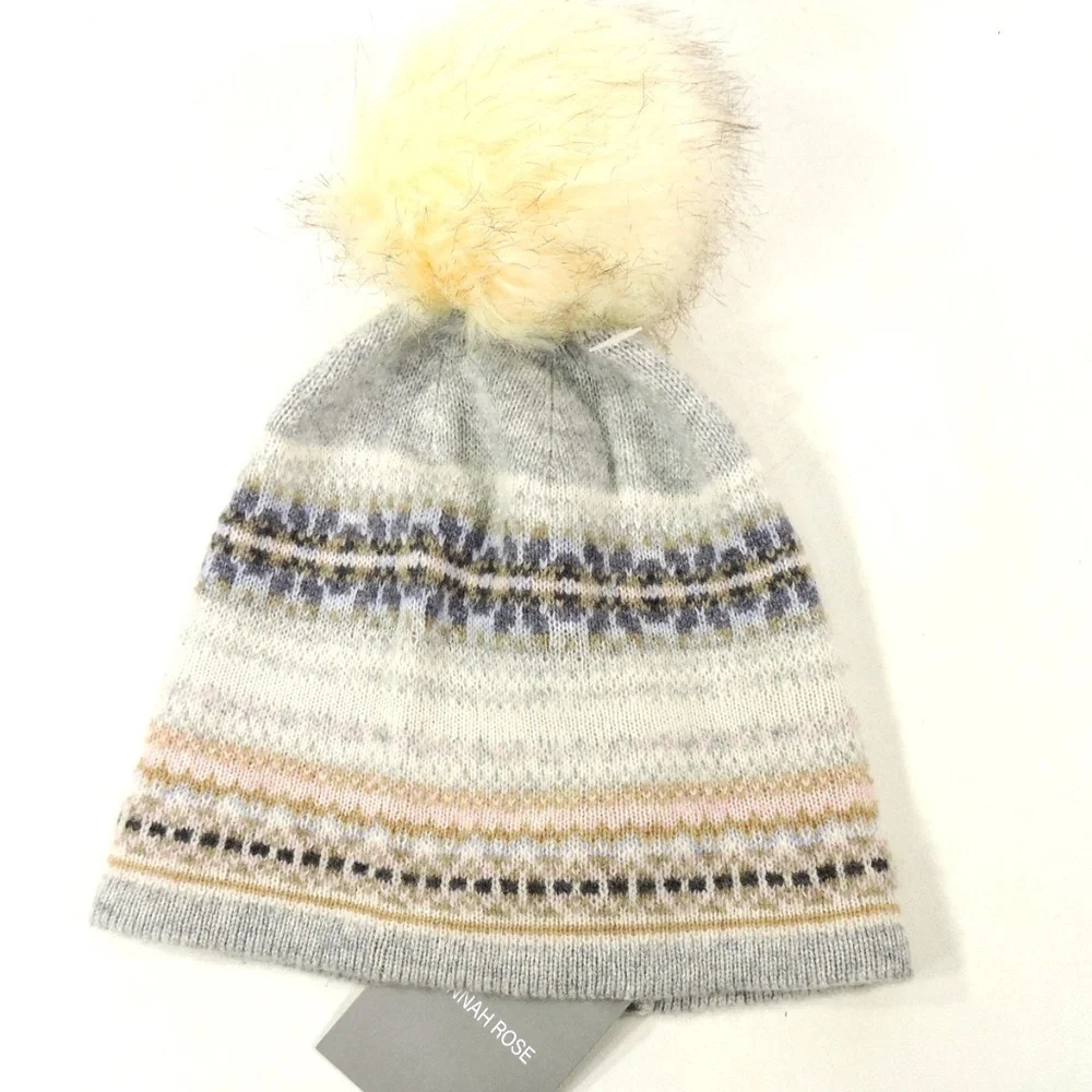 HANNAH ROSE ⚜ WOMEN'S GREY CASHMERE WINTER KNIT POMPOM HAT - Picture 2 of 3